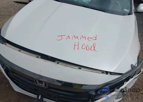 2018 Honda Accord Sport z USA, uszkodzony, nr VIN 1HGCV1F3XJA089546